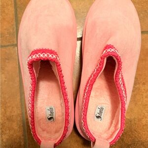 Shelli Pink Slip-On Fuzzy Lined Slippers